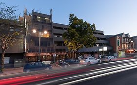 Comfort Hotel Adelaide Meridien